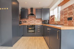 Photo 18- click for photo gallery